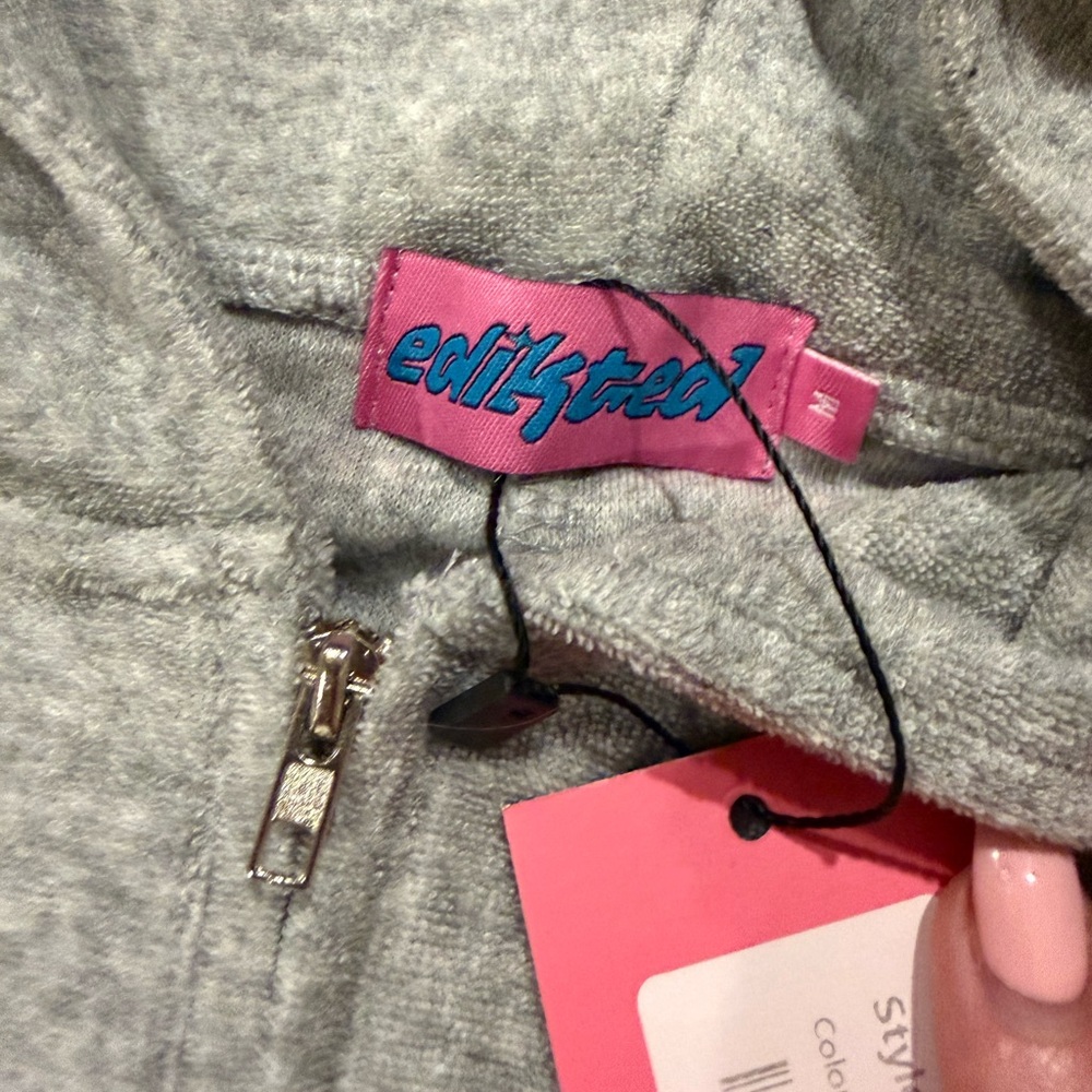 Edikted Terry Cloth Hooded Loungewear Jumpsuit - Picture 8 of 9